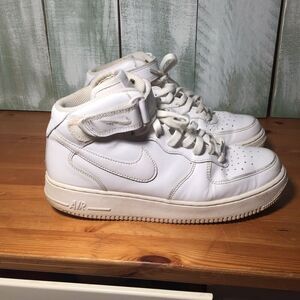 Nike Air Force 1 Mid Triple White MEN Size 9 Sneaker CW2289-111 Basketball